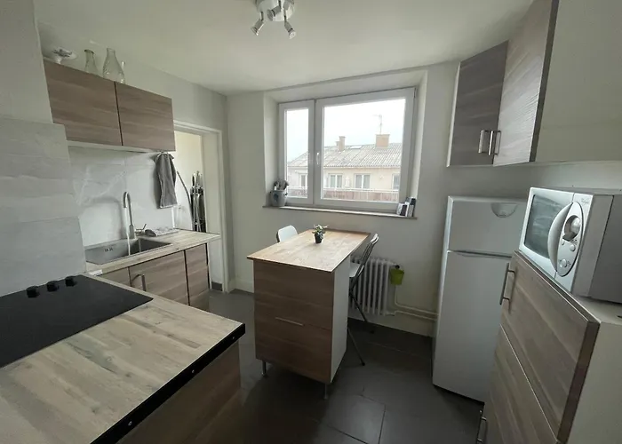 Διαμέρισμα #6 : 2 Pieces Dernier Etage Tres Calme 40m2 *